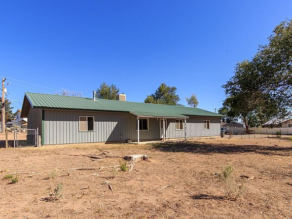 4th image of 20479 North Rd