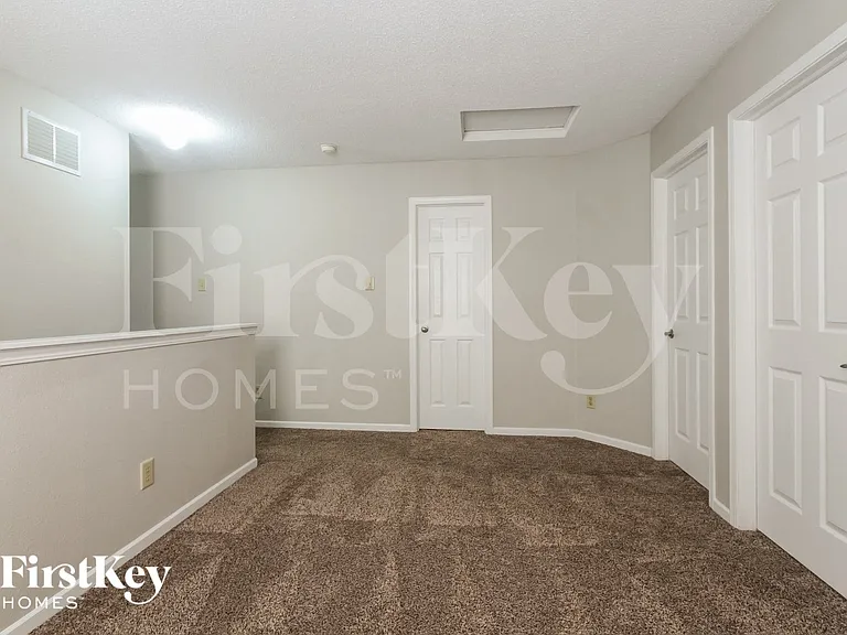 2733 Redland Ln — Photo 7