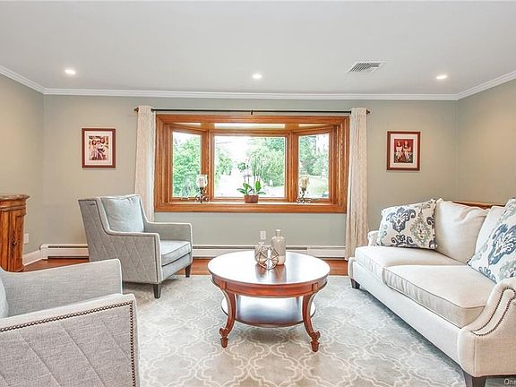3rd image of 101 Highland Ave