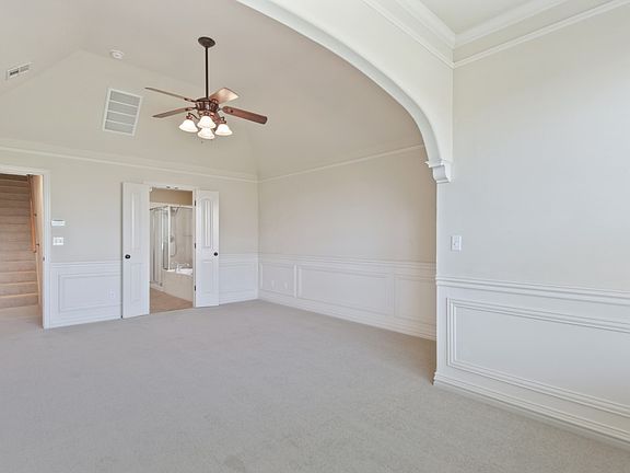 2nd image of 1608 E Boise St