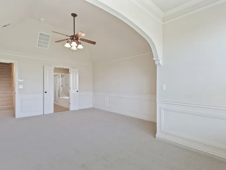 1608 E Boise St — Photo 2