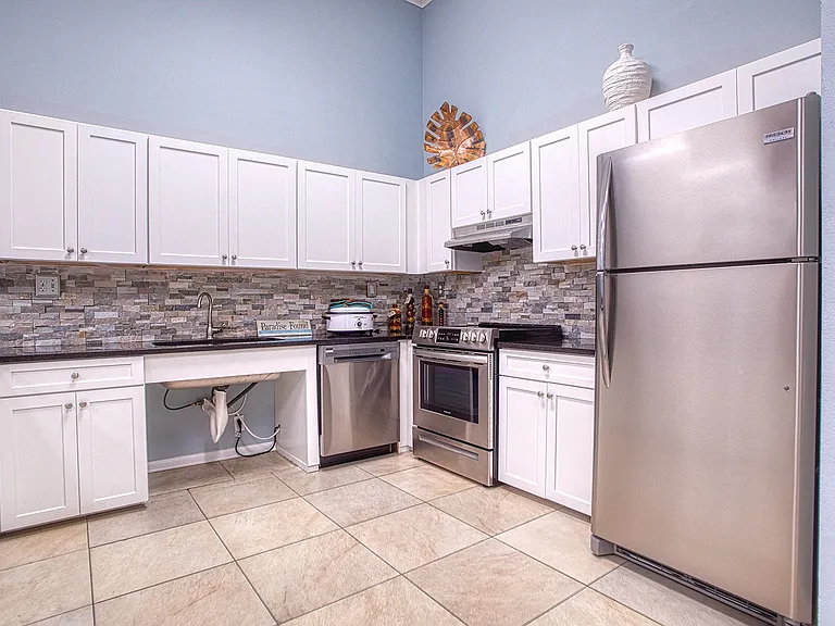 Groves of Delray 62+ Apartments — Photo 6