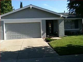 1st image of 383 Avenida Manzanos