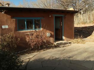 1333 Cerro Gordo Rd, Santa Fe, NM 87501