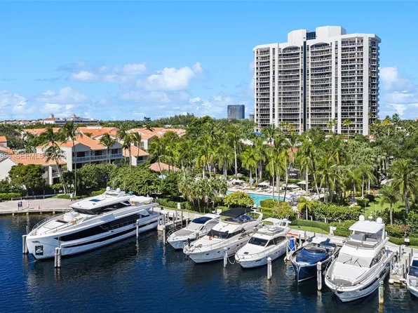 3598 Yacht Club Dr APT 602, Aventura, FL 33180