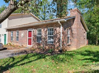 1523 20th Ave NE, Hickory, NC 28601