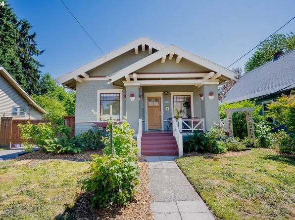 3804 SE Mall St, Portland, OR 97202