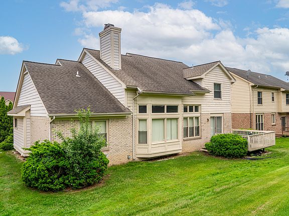 4th image of 4798 Walnut Creek Dr