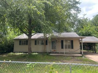 718 Baylor Dr, West Memphis, AR 72301