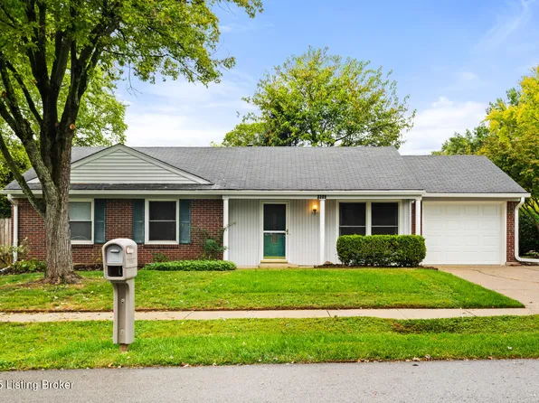 9509 Meadowgate Ct, Louisville, KY 40223