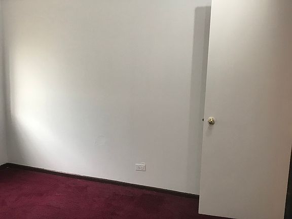 4th image of 3243 S 49th Ave