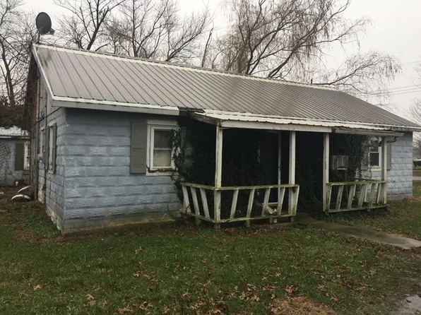 310 W Oak Ave, Montrose, IL 62445