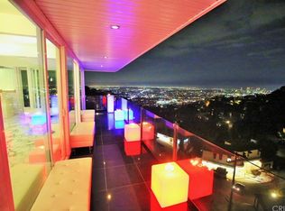 1737 Sunset Plaza Dr, Los Angeles, CA 90069