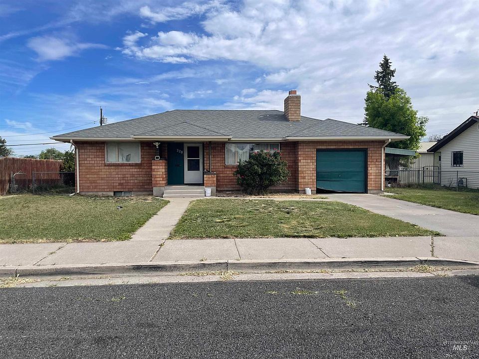 1st image of 228 Borah Ave W