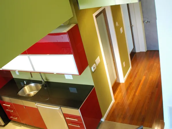 329 South St, 329 South St #5, Philadelphia, PA 19147