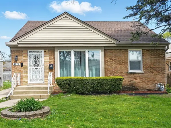 5222 Wright Ter, Skokie, IL 60077