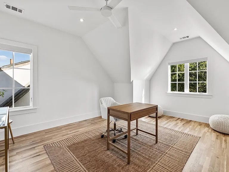 6401 Richmond Ave — Photo 31