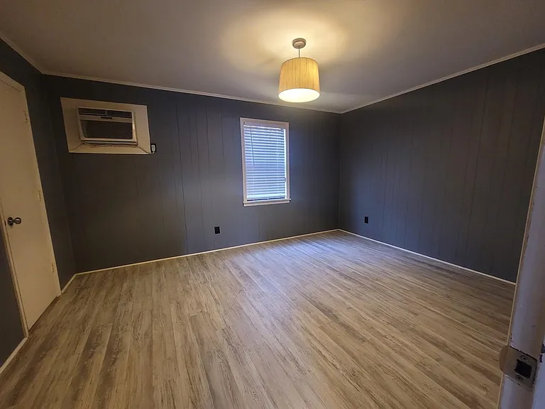 4295 Brownsboro Rd #3 — Photo 7