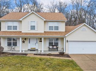 4022 Treeshadow Dr, Saint Peters, MO 63376