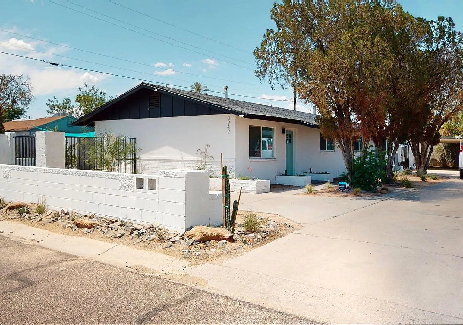 Remodeled 2 bedroom 1 bath! — Photo 2