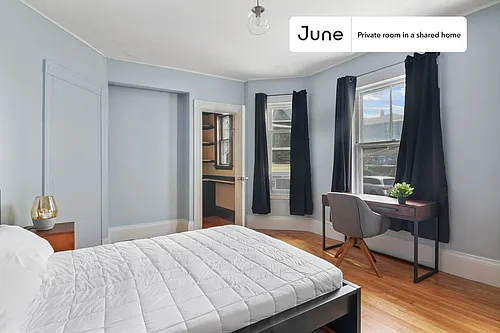 4 Sparhawk St #A Photo 1