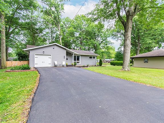 2nd image of 3210 Redgate Ln