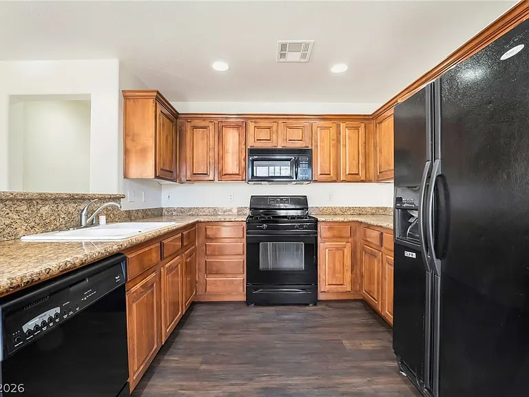 7858 Windhamridge Dr — Photo 7