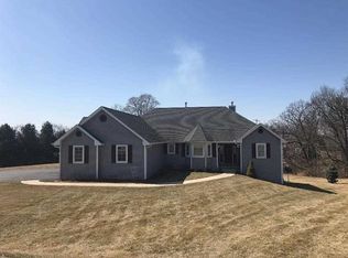 150 Lauren Ct, Oregon, IL 61061