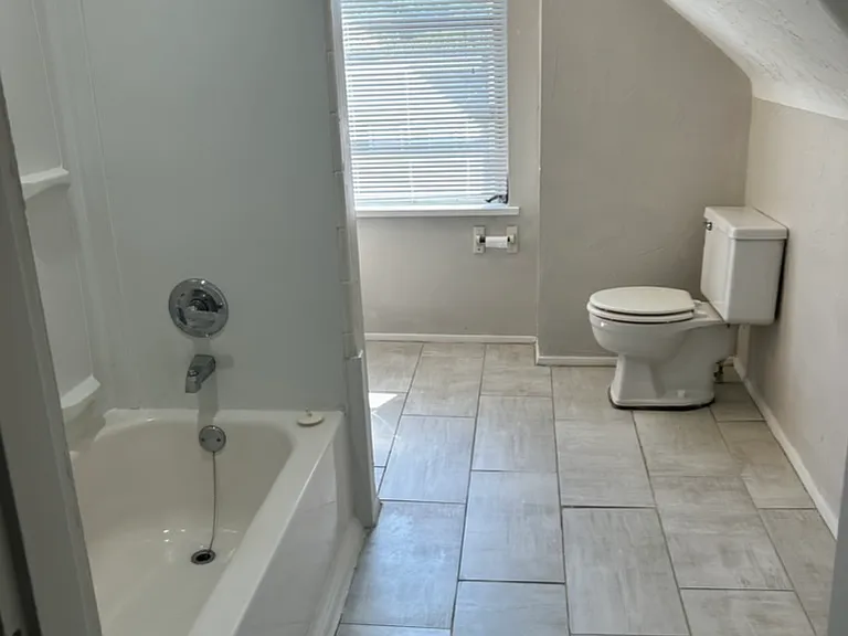 1118 Cypress St #3 — Photo 4