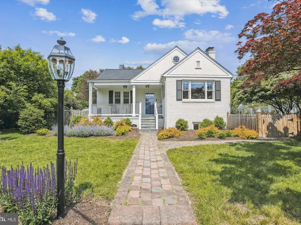 601 S View Ter, Alexandria, VA 22314