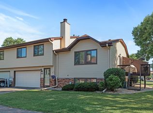 8776 N Maplebrook Cir, Brooklyn Park, MN 55445