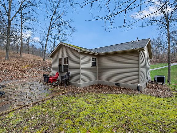 4th image of 1825 Bald Knob Rd