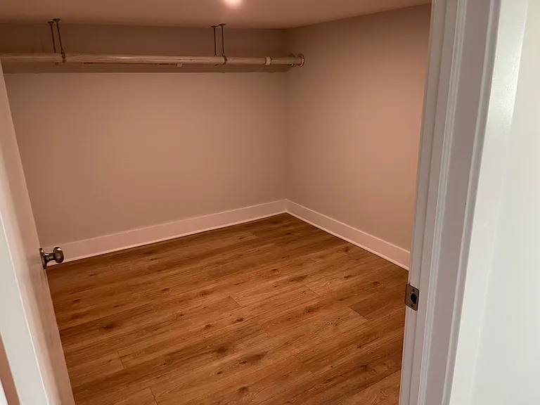 161 Franklin St #1 — Photo 6