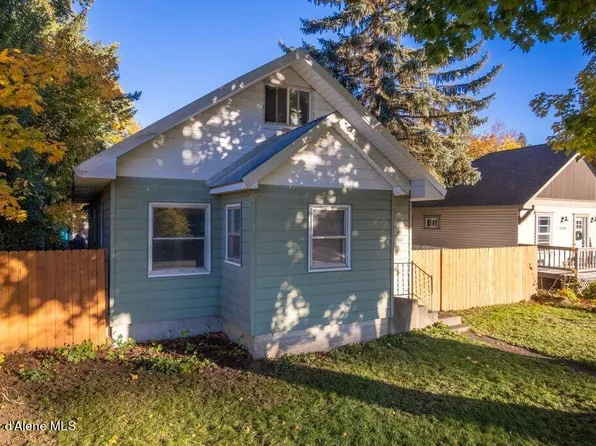 32438 N 5th Ave, Spirit Lake, ID 83869