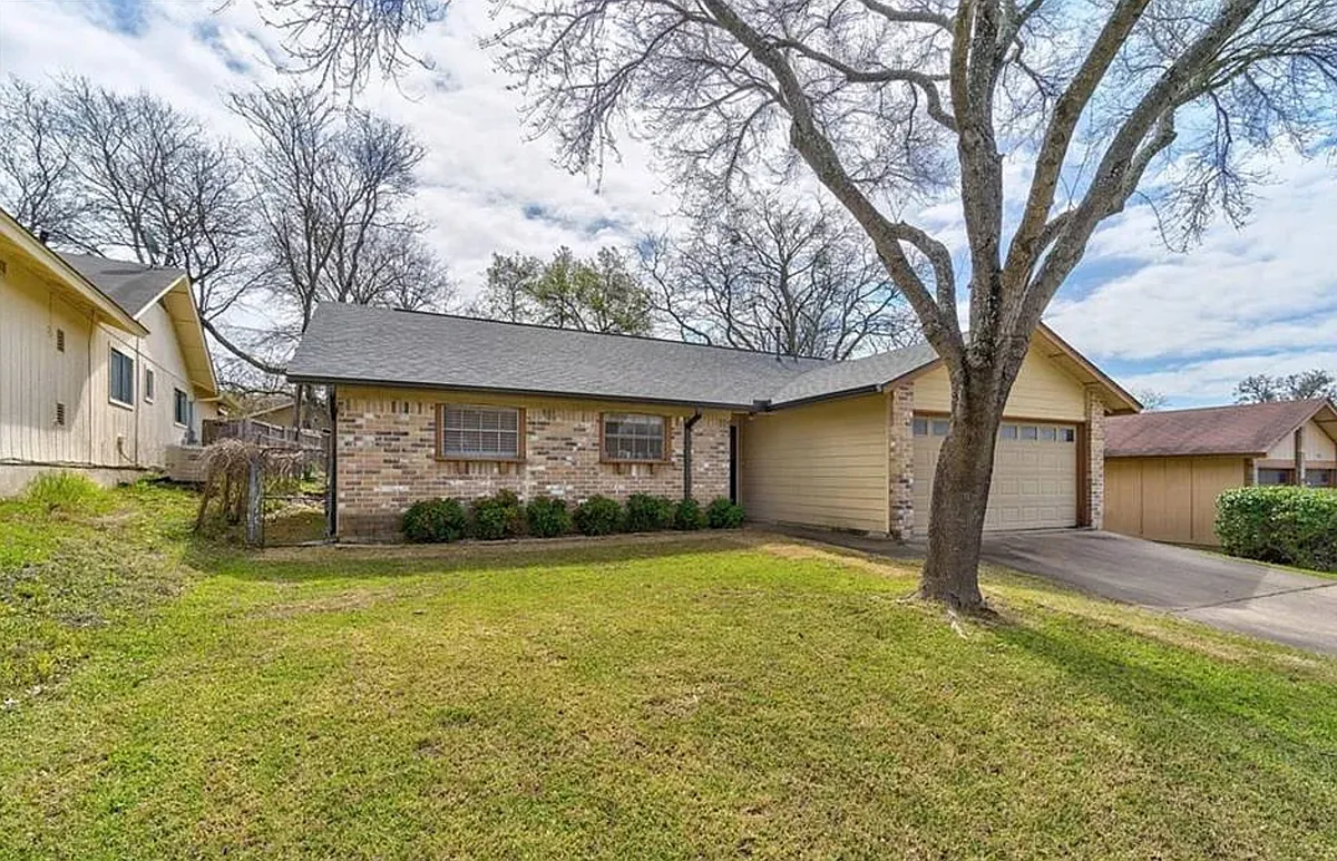 Building Photo - 7007 Mount Carrell Dr