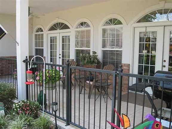 2nd image of 451 Lakeland Dr #1