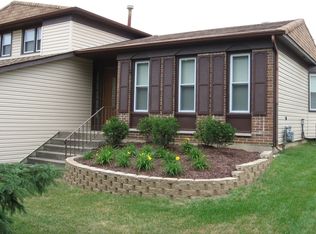 550 Cambridge Way, Bolingbrook, IL 60440