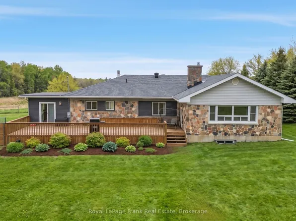 241 Bellevue Dr, Quinte West, ON K8N 4Z5
