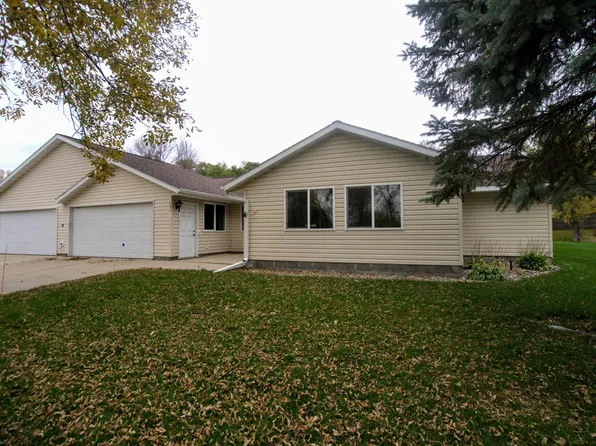 699 Osage St E, Osakis, MN 56360