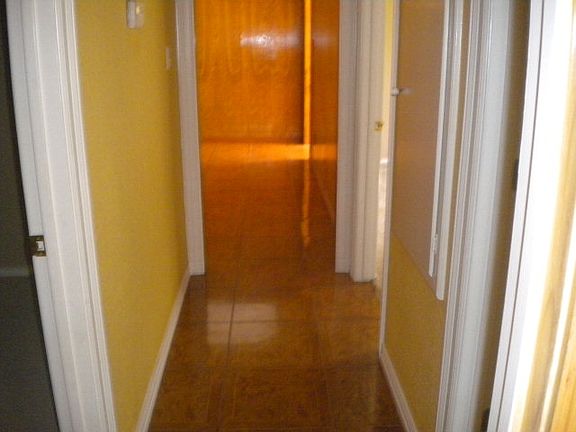 4th image of 514 Magnolia Ln