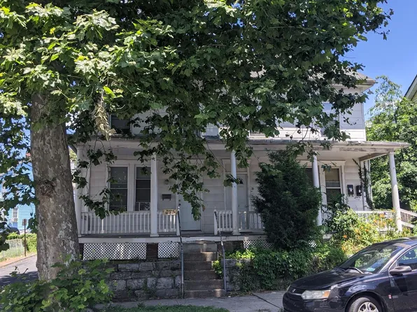 2931 S 4th St, Harrisburg, PA 17113