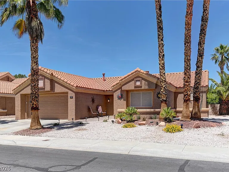 8912 Signal Terrace Dr — Photo 1