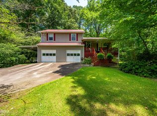 118 Stagecoach Trl, Stockbridge, GA 30281