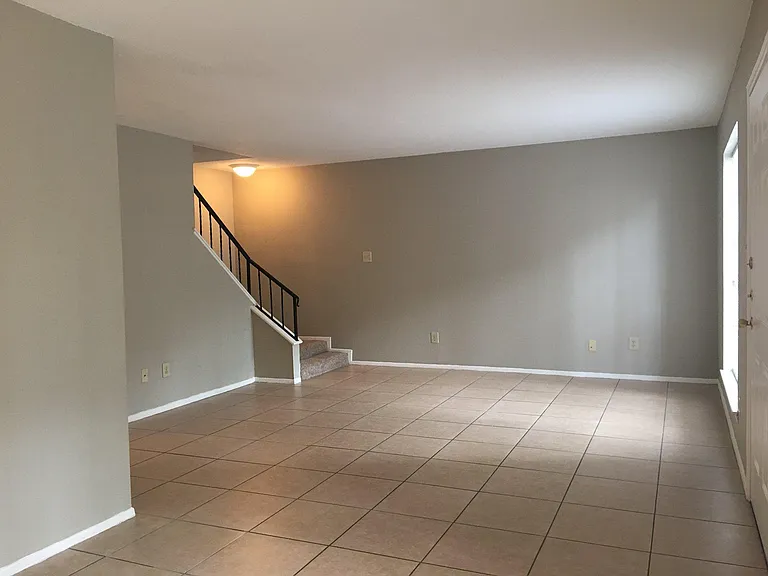 Pinewood Townhomes — Photo 11