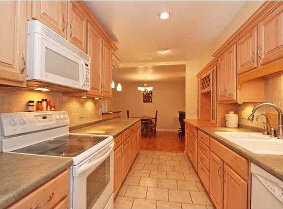 Large Renovated Kitchen
