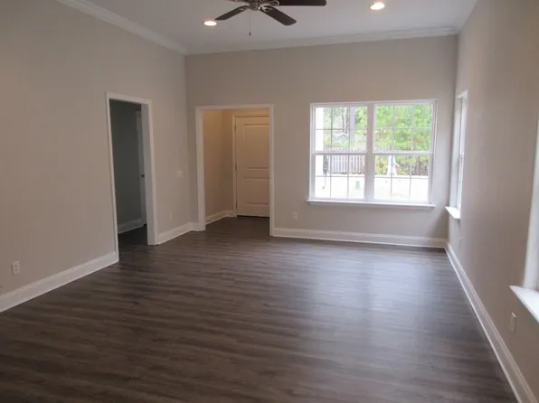 311 Summercreek Cv, Thomasville, GA 31792