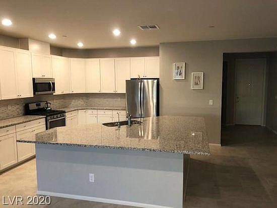 2nd image of 2756 Aldo Moro St #2/3