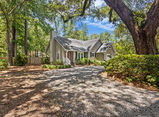 1692 Dogwood Rd, Charleston, SC 29414