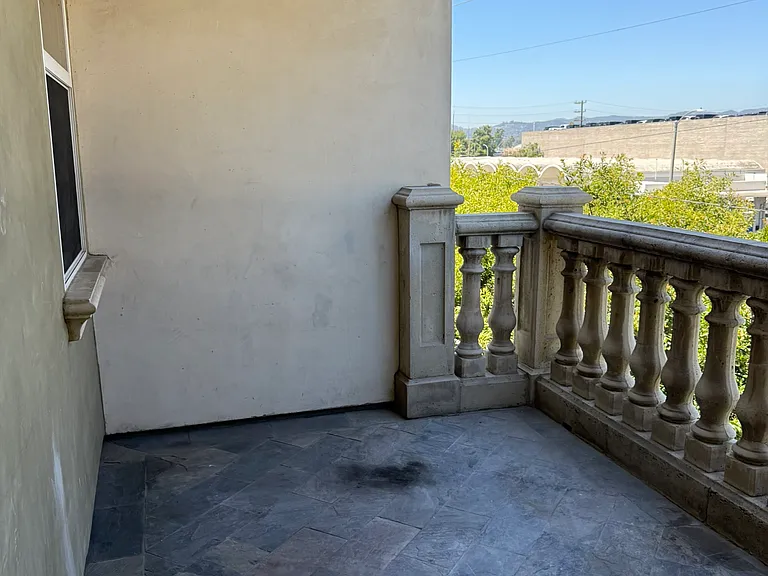 14255 Delano St #303 — Photo 11