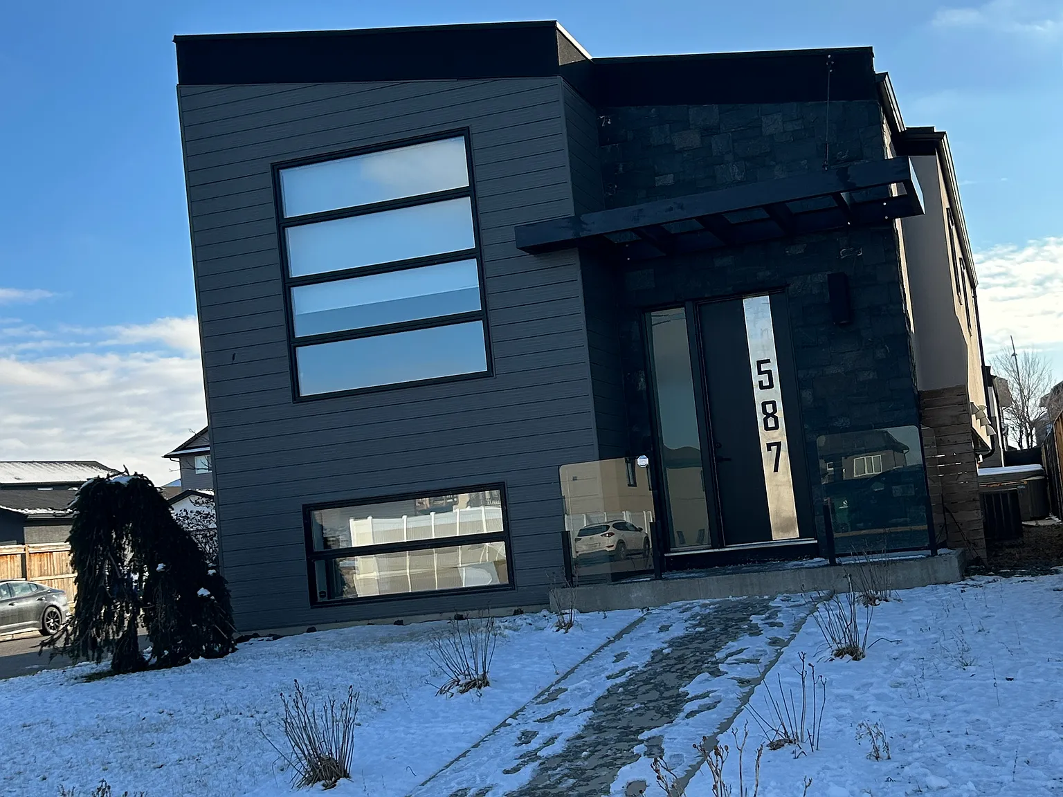 A - 587 Kloppenburg Crescent, Saskatoon Upper Suite | 3 Bedrooms | 2 Bathrooms — Photo 3